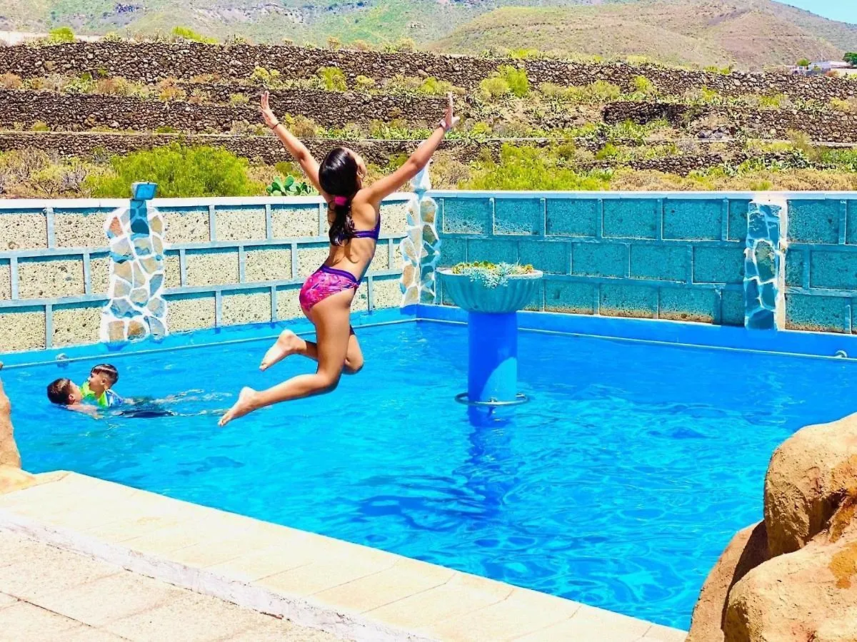 Appartement Nashira Hot Tub Piscina Y Jardin à Buzanada