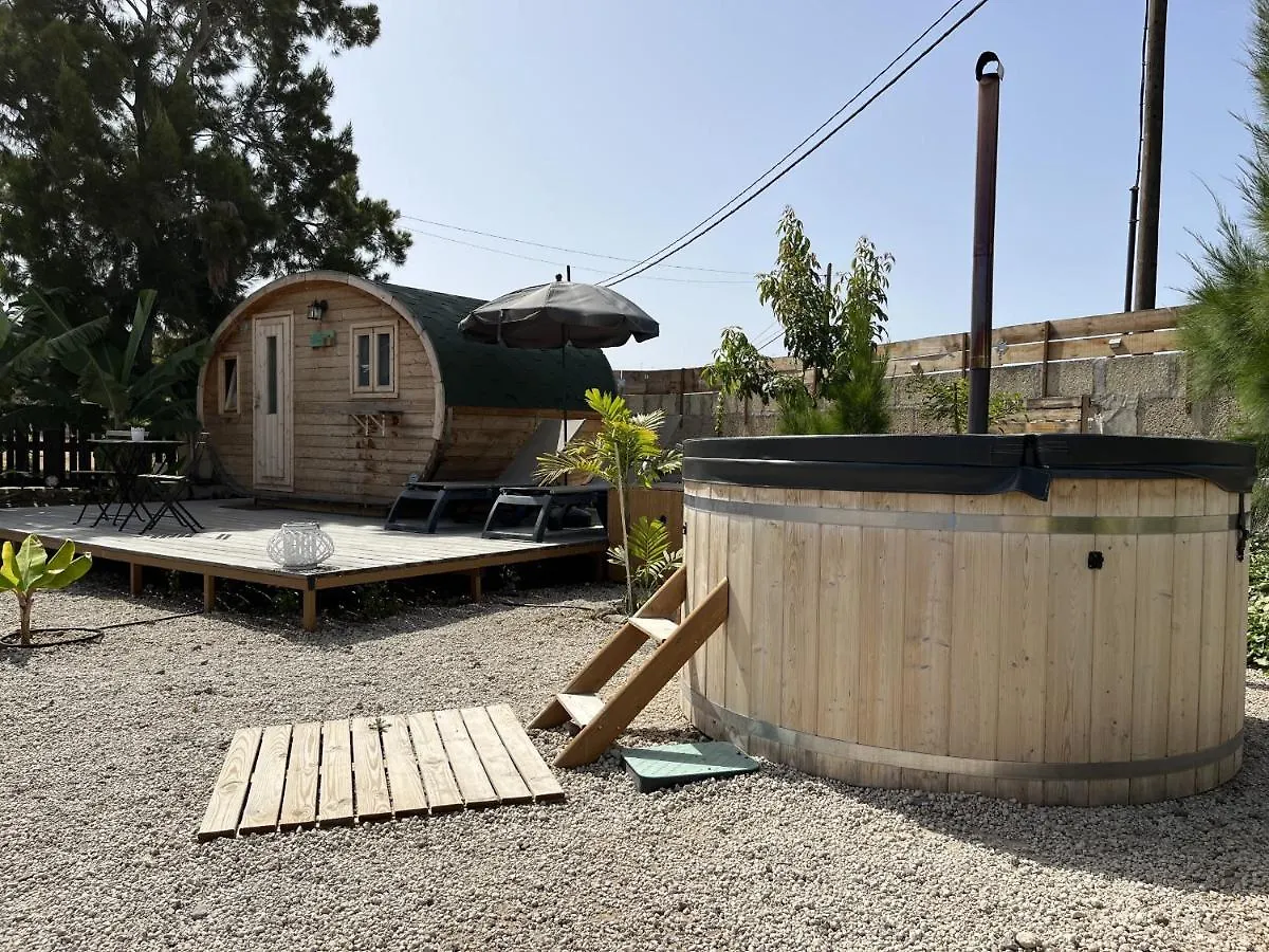 Nashira Hot Tub Piscina Y Jardin Lejlighed Buzanada