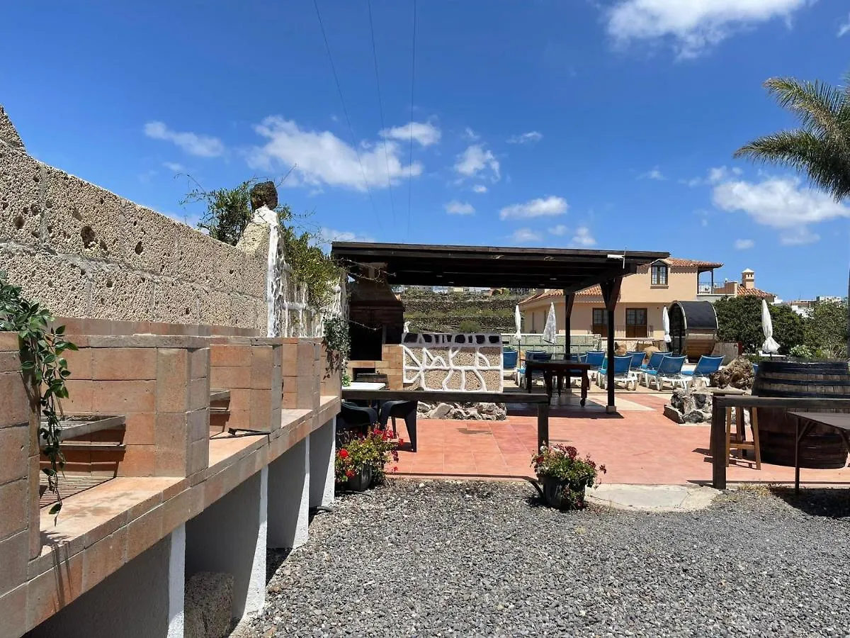 Nashira Hot Tub Piscina Y Jardin Lejlighed Buzanada