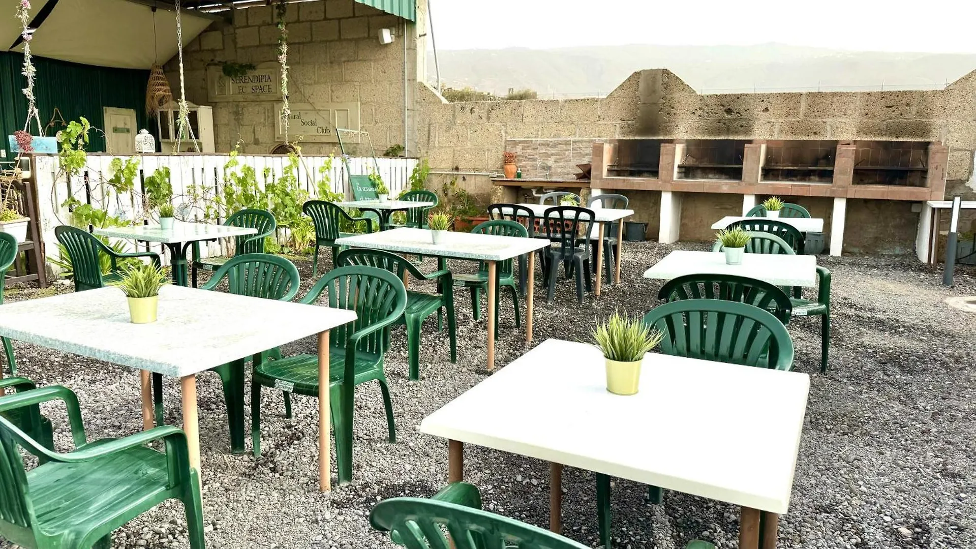 Nashira Hot Tub Piscina Y Jardin Apartment Buzanada